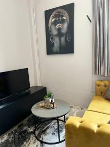 Istumisnurk majutusasutuses `Luxury Cosy City Apartment