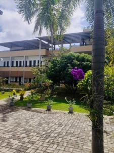 Zahrada ubytování Sunrise Palace Negombo