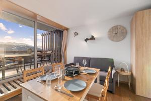 Foto sihtkohas Anzère asuva majutusasutuse Chaleureux studio à Anzère, accessible à ski, proche de tout galeriist