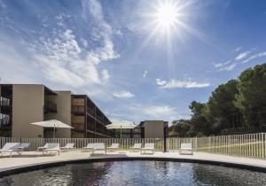 Foto dalla galleria di Residhotel- Résidence Pont du Gard a Remoulins