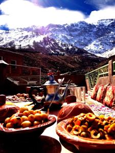 Mâncare la sau în apropiere de acest han