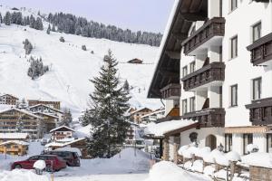 L'établissement Hotel Bergheim en hiver