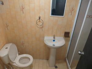 Phòng tắm tại Apartamento Rodadero, Edificio Palanoa 308