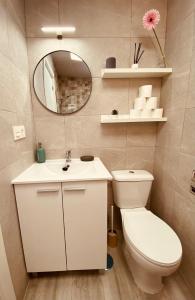 Kúpeľňa v ubytovaní Suite San Mateos 15