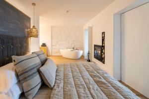 Uma televiso e/ou sistema de entretenimento em TheVagar Countryhouse