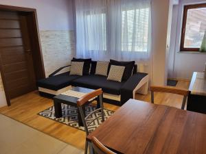 Posedenie v ubytovaní Apartament Bystra Woda 28 z garażem