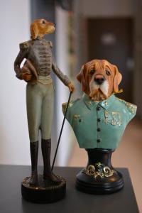 Ospiti di King Alexander con animali domestici