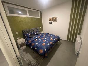 Uma cama ou camas num quarto em TEPIĆ Garni Hotel