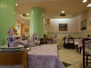 Gallery image of Hotel Monica in Chianciano Terme