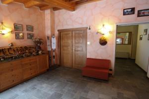 Posezení v ubytování Hotel Alpechiara