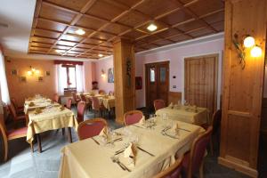 Restaurace v ubytování Hotel Alpechiara