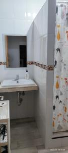 Kúpeľňa v ubytovaní Málaga playa,centro ,bus y metro + 27 fotografií