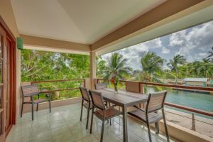 Fotografie z fotogalerie ubytování Placencia Pointe Townhomes #8 v destinaci Placencia Village