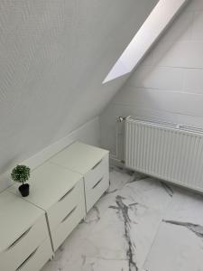 Zdjęcie z galerii obiektu Chambre rustique avec double lit et sa salle de bain privée w mieście Urbès