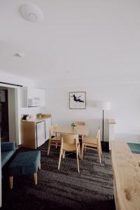 Posezení v ubytování La Place Rendez-Vous Hotel