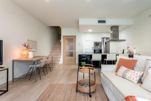 A kitchen or kitchenette at Casa 20 minutos de Barcelona y WIFI alta capacidad