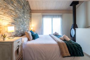 A bed or beds in a room at Casa 20 minutos de Barcelona y WIFI alta capacidad