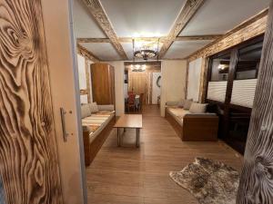 Posteľ alebo postele v izbe v ubytovaní Apartamenty i Domki Taterka