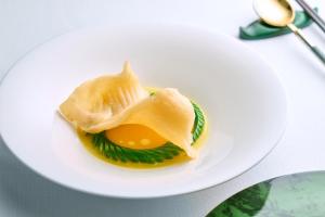 酒店内部或周边提供的食物