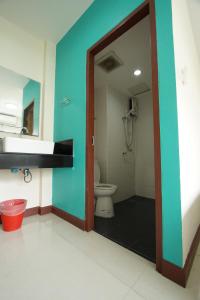 Gallery image of Bedbox Hostel in Patong Beach
