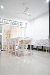Gallery image of Bedbox Hostel in Patong Beach