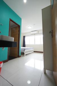 Gallery image of Bedbox Hostel in Patong Beach