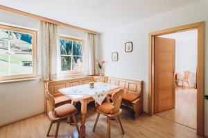Posedenie v ubytovaní Grassbichlhof