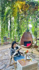 入住Kunming Upland International Youth Hostel ,near the city center ,2 mins walk to the subway, 2 mins walk to the Green Lake, Close to Yuan tong Temple, Old street, Yunnan University, convenient payment and visa cards are accepted的客人