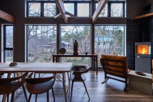 Χώρος καθιστικού στο Oradoro House by Jade Group