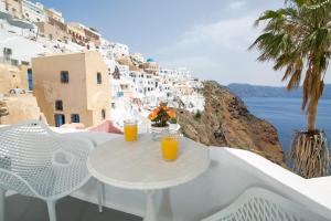 Φωτογραφία από το άλμπουμ του Vogue Suites στην Οία