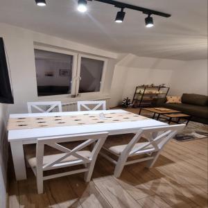 Χώρος καθιστικού στο Iznad oblaka B09 +8 φωτογραφίες