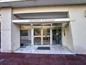 Exteriér alebo vchod do ubytovania Penthhouse 2 bedroom apartment 2 mins from the Croisette 335
