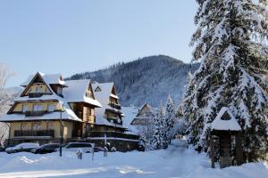 Willa Aniołówka v zimě + 109 fotografií