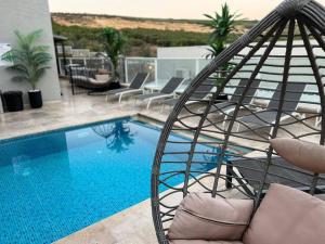 Piscina di וילה מארי עם בריכה במגדל o nelle vicinanze