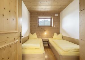 Postel nebo postele na pokoji v ubytování Obertörgglerhof