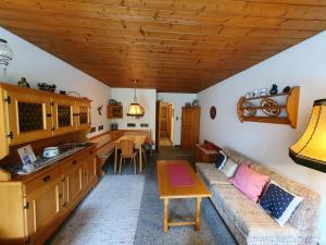 Η κουζίνα ή μικρή κουζίνα στο Apartment Metzger - Steinbock Lodges
