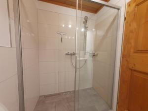 Ένα μπάνιο στο Apartment Metzger - Steinbock Lodges