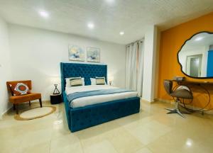 Ein Bett oder Betten in einem Zimmer der Unterkunft ILLIYIN Boutique Hotel