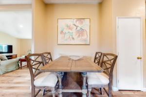 Gallery image of Nature's Paradise in Watsonville +13 photos