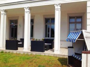 Ein Sitzbereich in der Unterkunft Villa Schering App. EG links