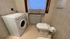 A bathroom at ONLY THE BEST 6 tra Venezia e Treviso