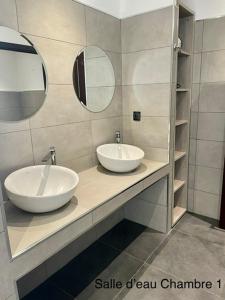 Kúpeľňa v ubytovaní le Pied à Terre 2 PORTICCIO
