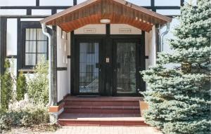 Η πρόσοψη ή η είσοδος του Lovely Apartment In Faßbergheidesee