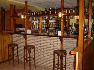 Khu vực lounge/bar tại Hotel La Fattoria