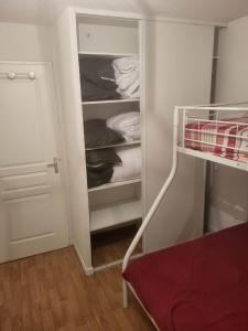 Posteľ alebo postele v izbe v ubytovaní Appartement 2 pièces, les Chalets de Super-Besse