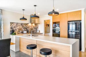 Fotografie z fotogalerie ubytování Matenga Townhouse - Waikanae Holiday Home v destinaci Waikanae