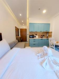 Кровать или кровати в номере Apartman Rastko-N Lux 32 Milmari