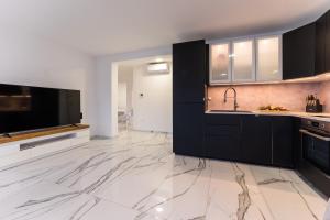Kuchnia lub aneks kuchenny w obiekcie Apartment Losacker