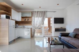 Kuchyň nebo kuchyňský kout v ubytování Apartments Vista