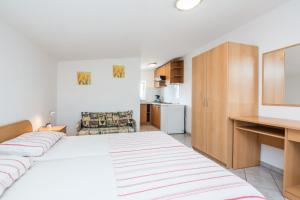 Kuchyň nebo kuchyňský kout v ubytování Apartments Delic Pejic